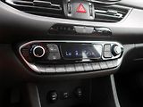 Hyundai i30 (2021) Family 1.5 DPI, Serv.kniha - náhled 15