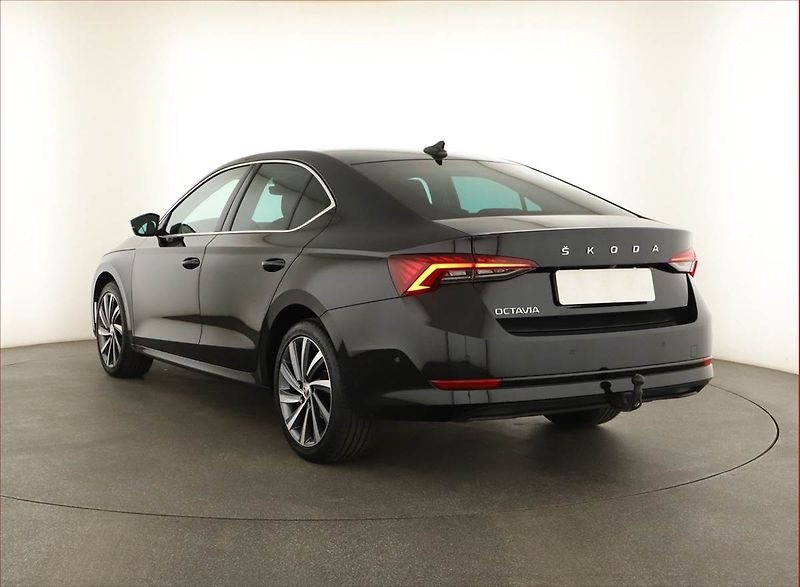 Škoda Octavia (2023) Style 2.0 TDI - fotka 4 z 17