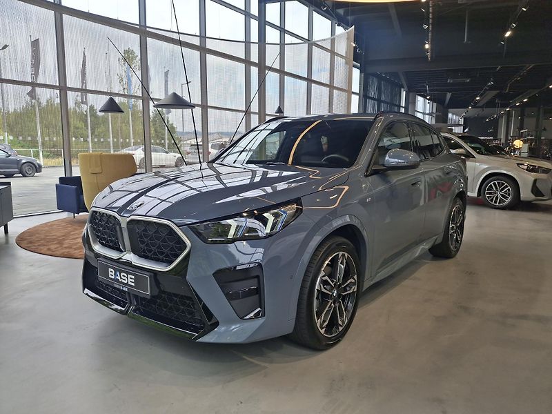 BMW X2 xDrive20d M-Sport - fotka 3 z 27