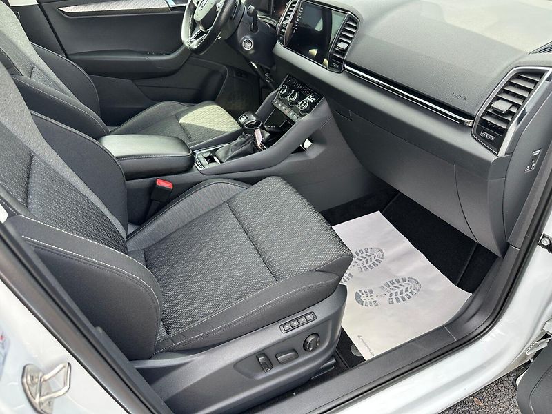 Škoda Karoq (2022) 2,0TDI 4x4 DSG Style - fotka 16 z 31