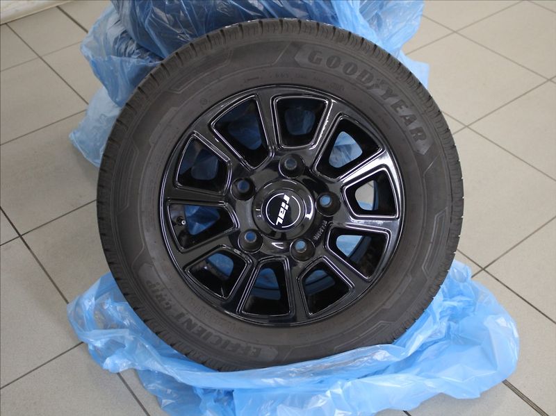 Ford Tourneo Custom 2,0 DETHLEFFS Globevan Obytňák - fotka 30 z 31