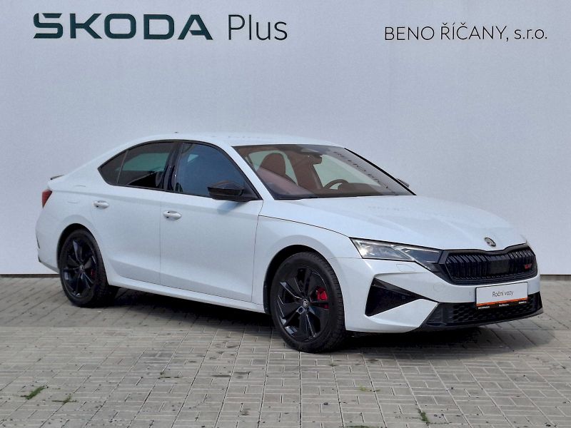 Škoda Octavia (2025) RS DSG 2,0TSi 195kW - fotka 10 z 35