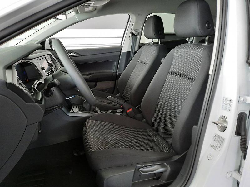 Volkswagen Taigo (2023) 1.0 TSI (70kW/95k) - fotka 7 z 22