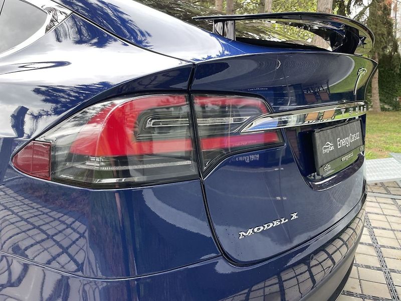 Tesla Model X 90D AWD, 7míst, tažné zařízení - fotka 8 z 43