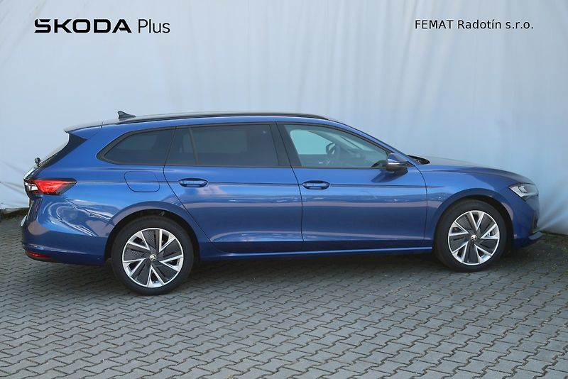 Škoda Superb (2024) Combi Selection 1,5 TSi / 150 - fotka 3 z 33