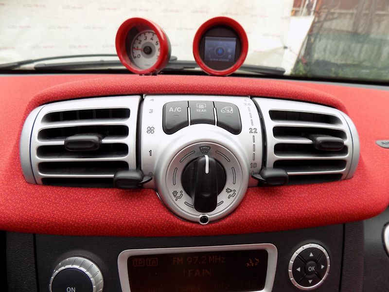 Smart Fortwo (2012) 1.0/Passion/Cabrio/AT/Klima/ - fotka 33 z 42