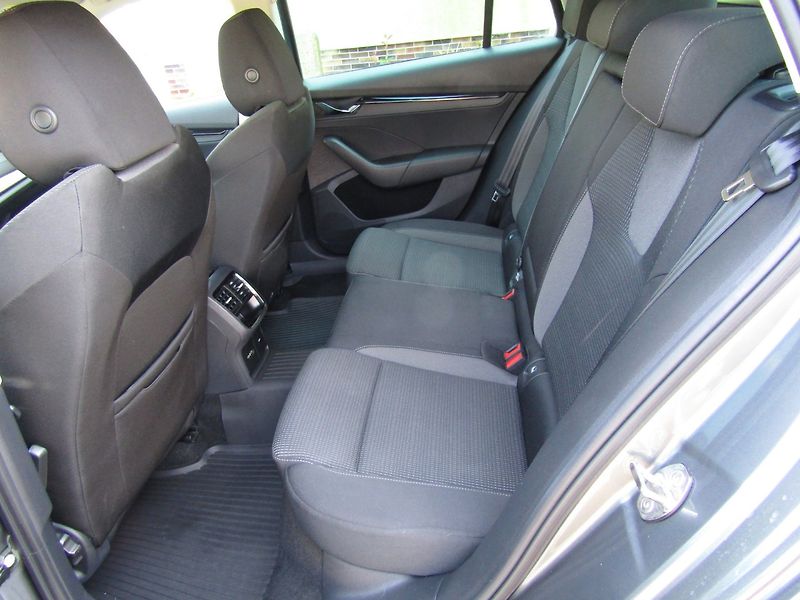 Škoda Octavia (2022) 2.0 TDI 85kW DSG  TOP QUALITY - fotka 22 z 45