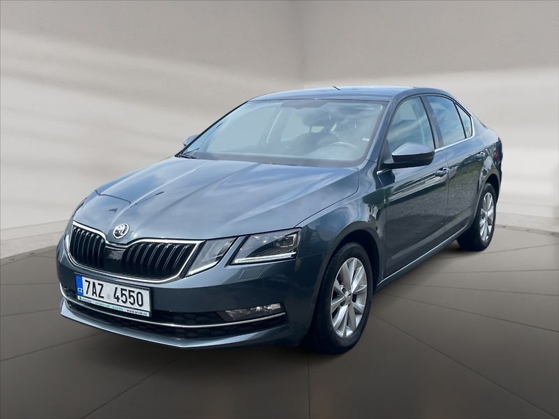 Škoda Octavia 2,0 110 Style - fotka 3 z 11