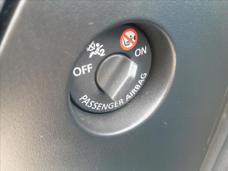 Renault Captur 1,2TCe 88kW AUTOMAT - fotka 33 z 56