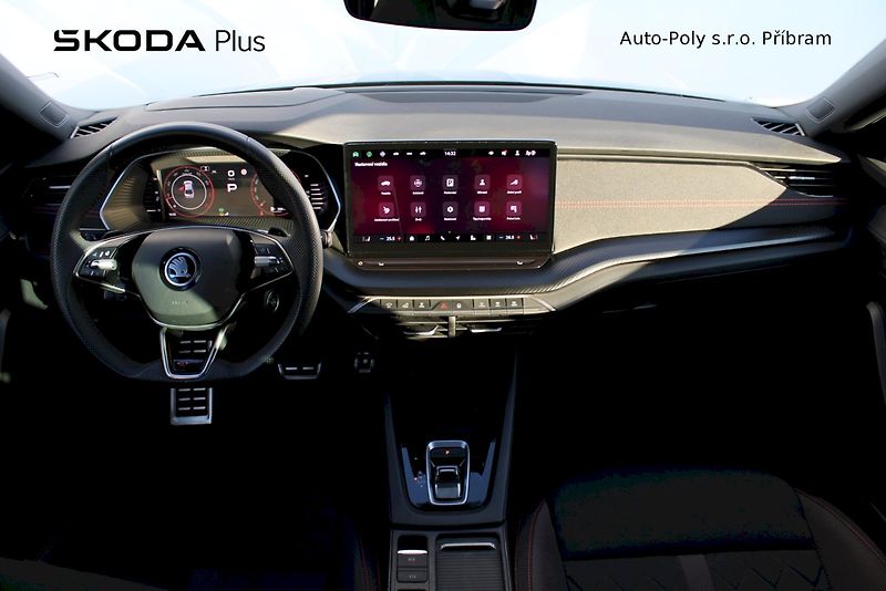 Škoda Octavia (2024) RS 2.0TSI / 195kW 7°DSG - fotka 5 z 24