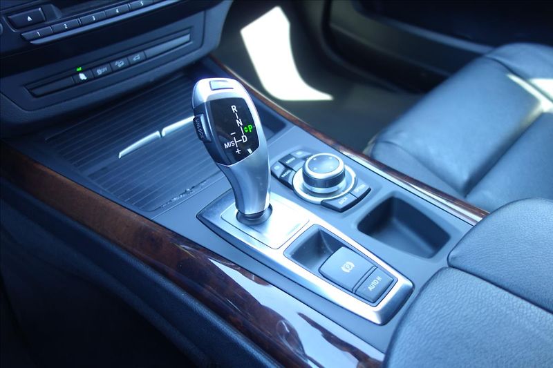 BMW X5 40d 225KW,xDRIVE,NAVIGACE. - fotka 25 z 37