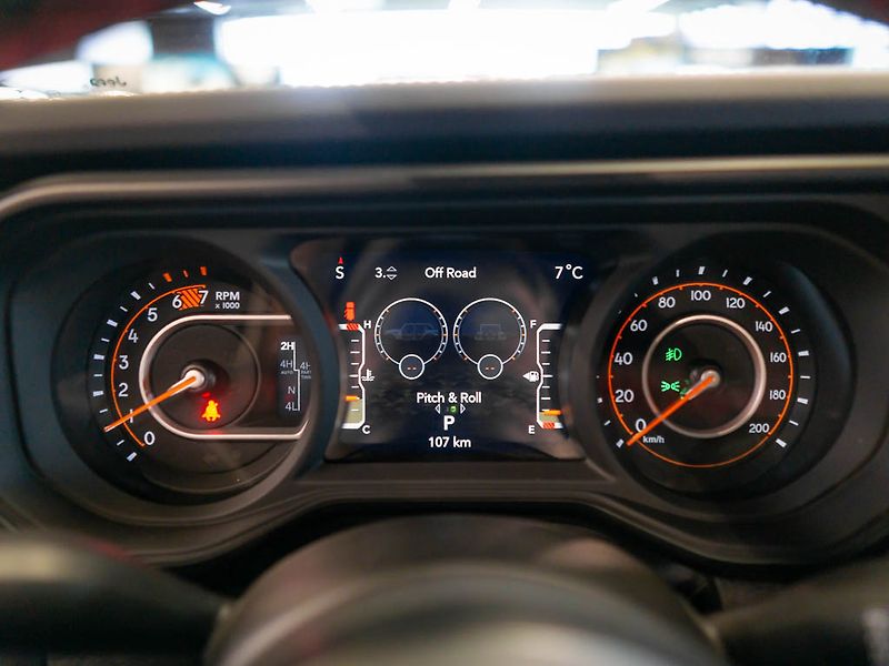Jeep Wrangler (2026) 3.6 V6 Rubicon X, Naviják - fotka 22 z 39