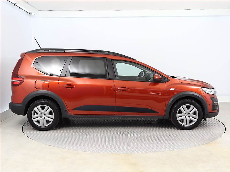 Dacia Jogger (2023) Expression 1.0 TCe LPG, LPG - fotka 6 z 16