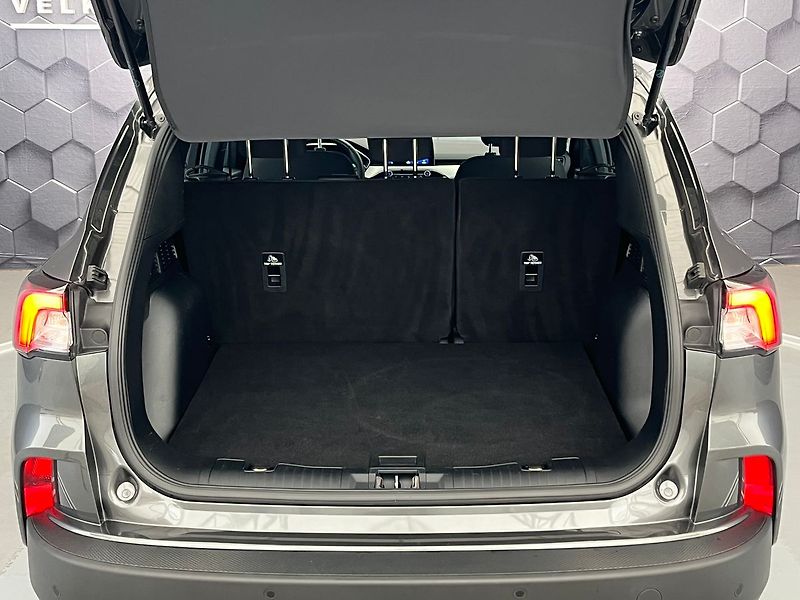 Ford Kuga 2.5 Duratec FHEV  COOL&CONNECT - fotka 44 z 65