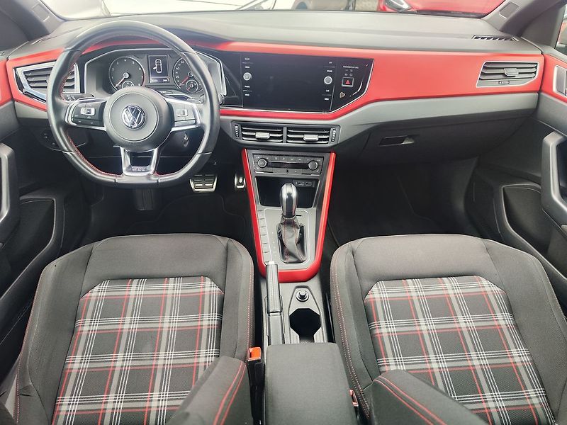 Volkswagen Polo 2.0 TSi/147kW GTI DSG - fotka 12 z 27