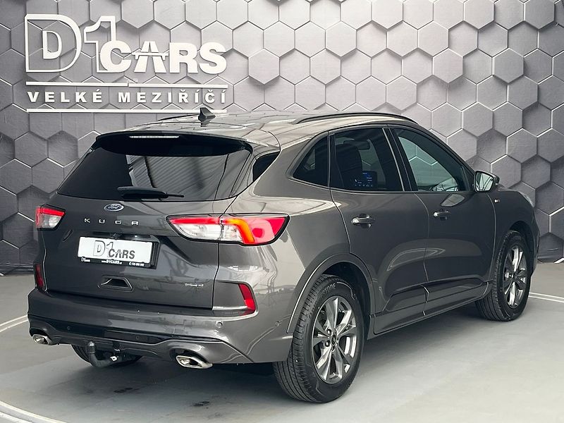 Ford Kuga 2.5 Duratec HEV 4x4 ST-LINE - fotka 4 z 66