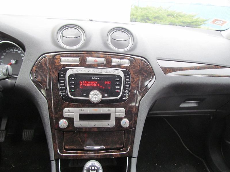ZKUŠENOSTI UŽIVATELE: Ford Mondeo 