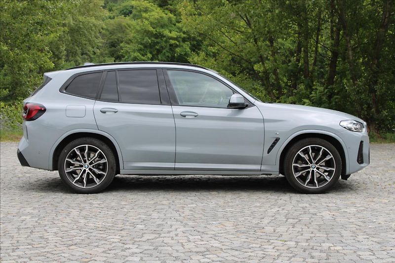 BMW X3 20d xDrive/M-Paket/Tažné - fotka 7 z 39