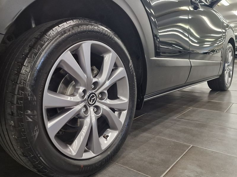 Mazda CX-30 (2021) 110 kW Skyactiv-G nej. výbava - fotka 15 z 75