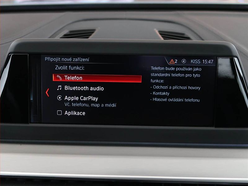 BMW Řada 5 (2017) Luxury Line 520d xDrive, 4X4 - fotka 21 z 24