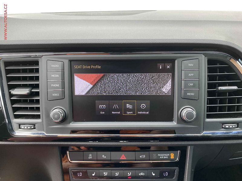 Seat Ateca (2018) 1.4 TSi, Xcellence, DSG, LED - fotka 19 z 20