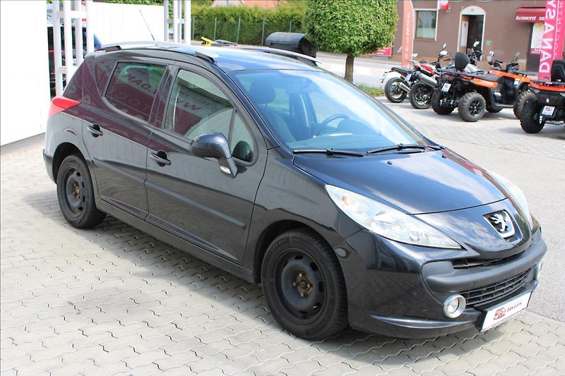 Peugeot 207 1,4 i 2.majitel - fotka 2 z 4