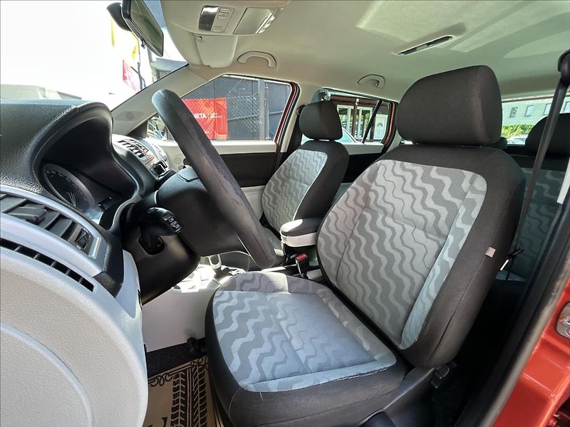 Škoda Fabia 1,6 i Automat  Klima, nová STK - fotka 15 z 50