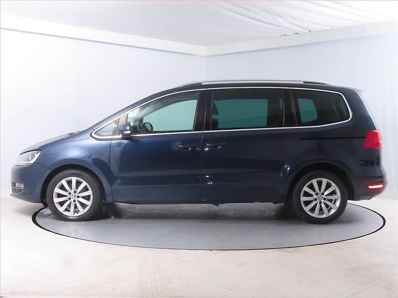 Volkswagen Sharan (2011) Highline 2.0 TDI, Navi - fotka 3 z 15
