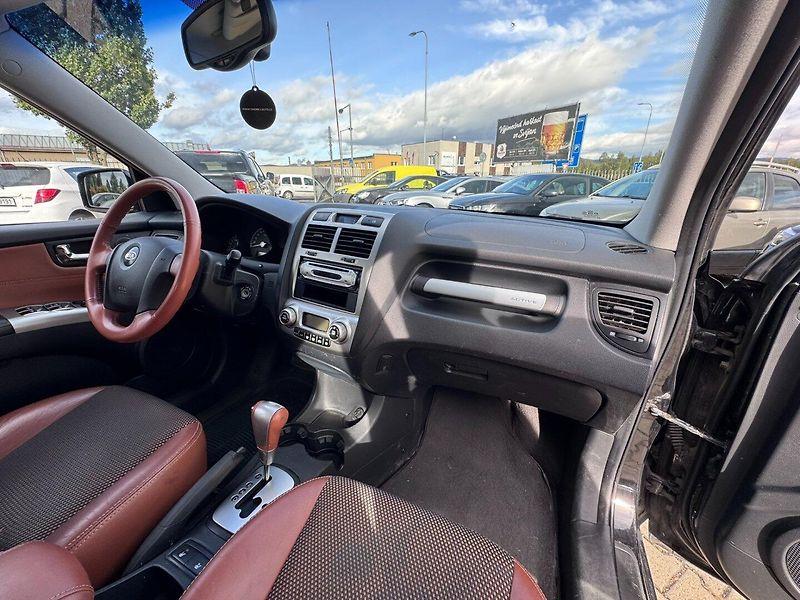 Kia Sportage (2004) 2,7i V6 129 KW AUTOMAT 4X4 - fotka 39 z 45