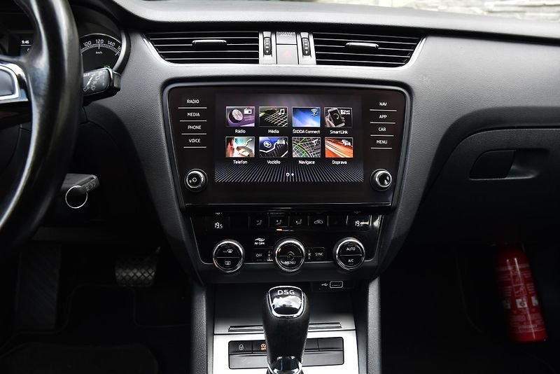 Škoda Octavia 1.5 TSi G-TEC,NAVI,TEMP,TAŽNÉ - fotka 17 z 45
