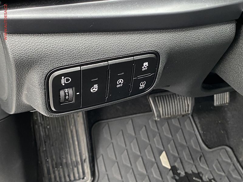 Hyundai i20 (2023) 1.0 T-GDi, 1.maj,ČR, Smart - fotka 13 z 21