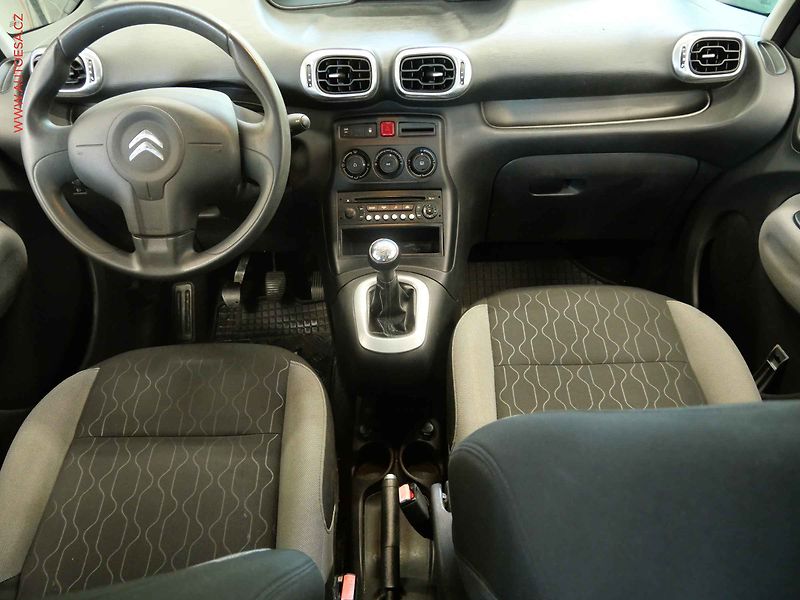 Citroën C3 Picasso (2013) 1.4i, ČR, AC, STK3/28 - fotka 8 z 17