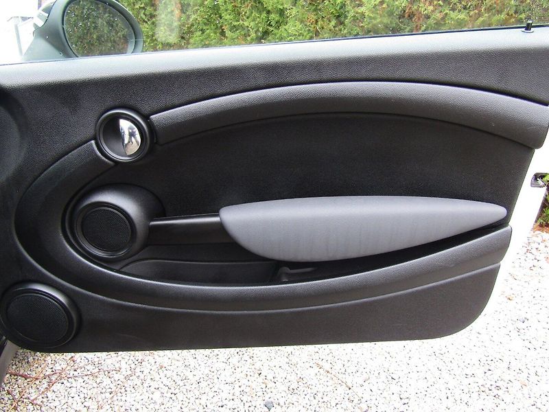 Mini One (2009) 1.4 16v 55kW  NOVÁ SPOJKA - fotka 21 z 33