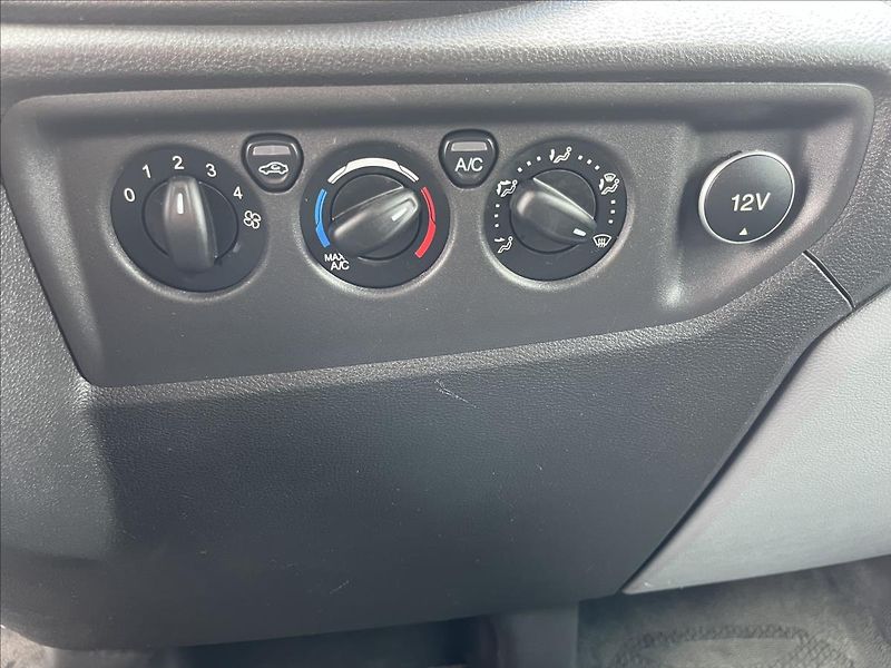 Ford Transit 2.0 TDCi L2H2 350 KLIMA SERVIS - fotka 14 z 35
