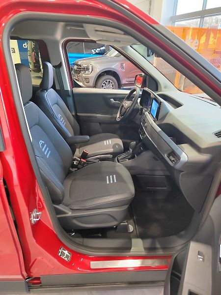 Ford Tourneo Courier (2025) 1,0 EcoBoost 92 kW/125 koní, 7 - fotka 11 z 21