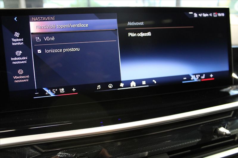 BMW X5 xDrive30d M Sport Pro DAProf/N - fotka 23 z 37