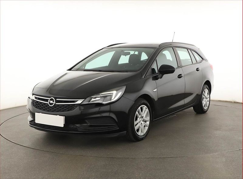 Opel Astra (2018) 1.4 T, Serv.kniha, Tempomat - fotka 2 z 14