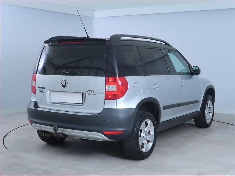 Škoda Yeti (2010) 1.2 TSI, Automat - fotka 5 z 14