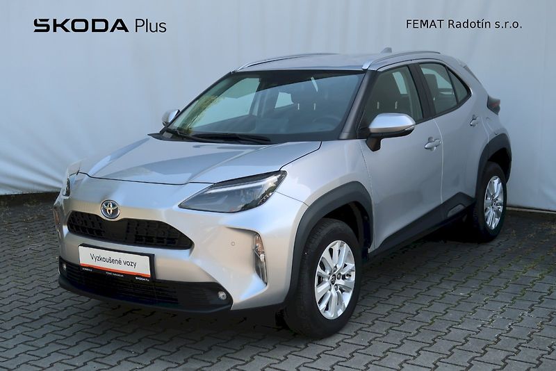 Toyota Yaris Cross (2022) Comfort Tech 1,5 Hybrid 4x4 e- - fotka 21 z 30