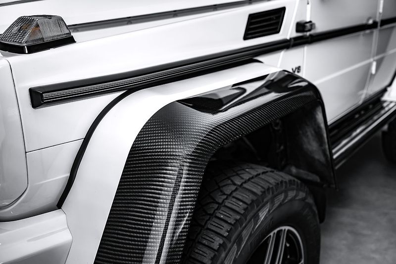 Mercedes-Benz Třídy G 4x4 2 AMG Designo Carbon - fotka 9 z 29