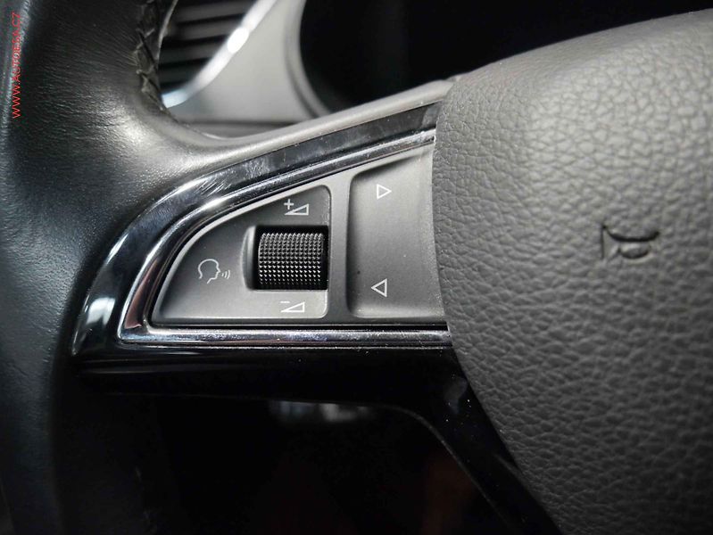 Škoda Octavia (2019) 2.0TDi, 1.maj,ČR, Style - fotka 15 z 23