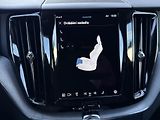 Volvo XC60 B5 AWD PLUS DARK // REZERVACE - náhled 27