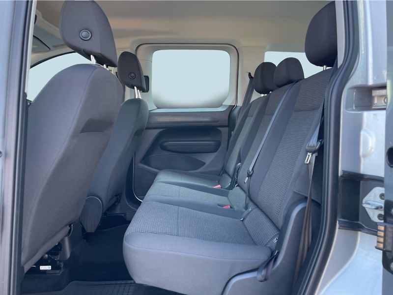 Volkswagen Caddy 1.5 TSi - fotka 12 z 26