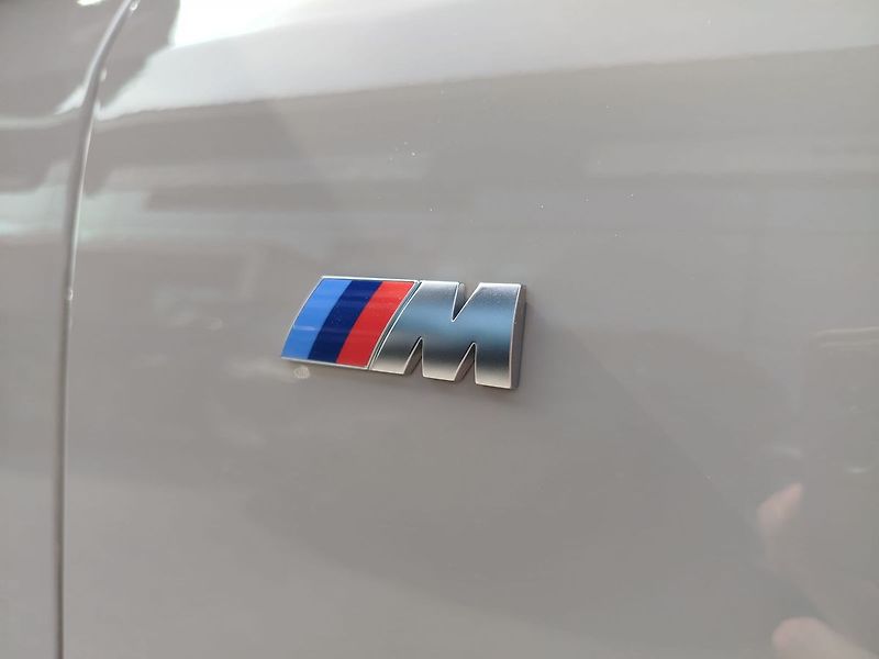 BMW X3 M50 xDrive - fotka 30 z 38