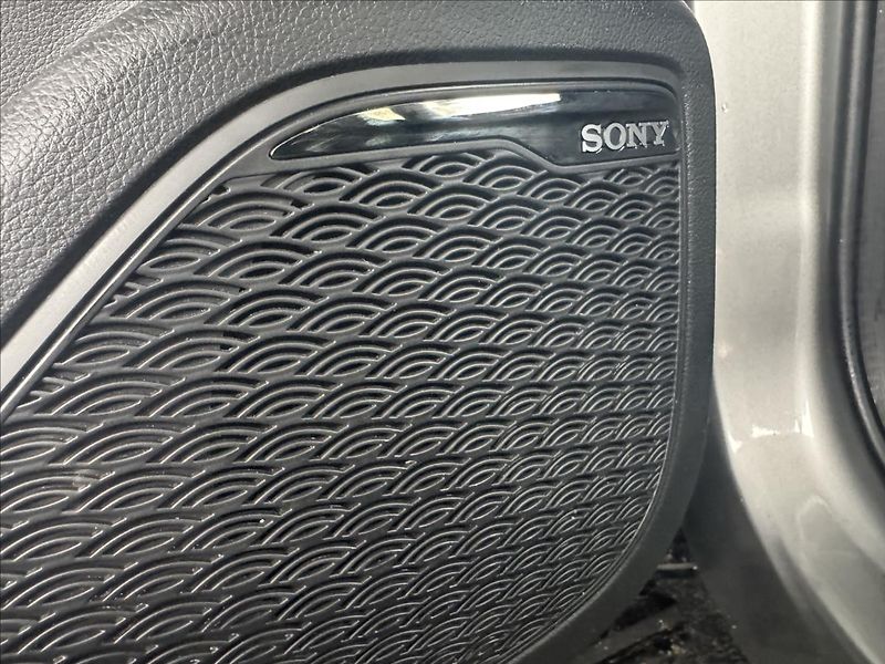 Omoda 5 (2026) 1,5 TGDi HEV PREMIUM - fotka 25 z 30