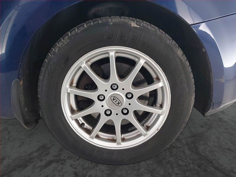 Kia Ceed (2009) 1.4 CVVT, nová STK - fotka 15 z 16