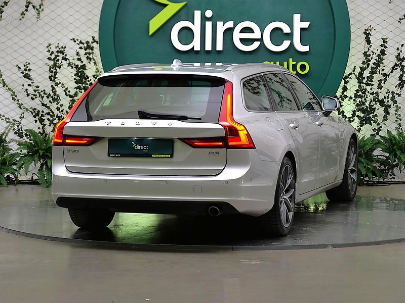Volvo V90 - fotka 2 z 25