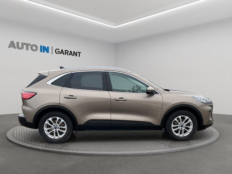 Ford Kuga (2020) 1.5 110kw, ČR, 1. maj - fotka 4 z 25