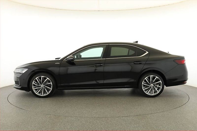 Škoda Superb (2024) 2.0 TDI - fotka 3 z 21