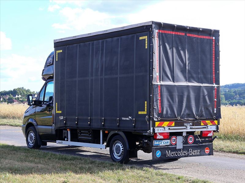 Mercedes-Benz Sprinter 2,1 316 CDI Spací vest. Placht - fotka 5 z 24